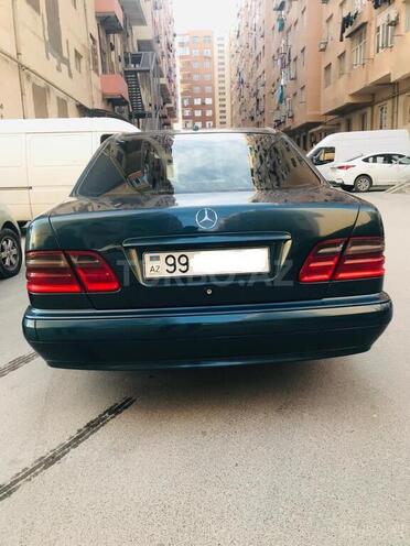 Mercedes E 200 2000, 500,000 km - 2.0 л - Bakı