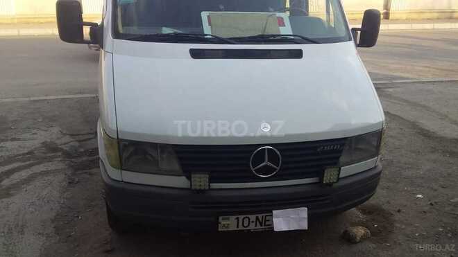 Mercedes Sprinter 208 1996, 455,000 km - 2.3 l - Yevlax