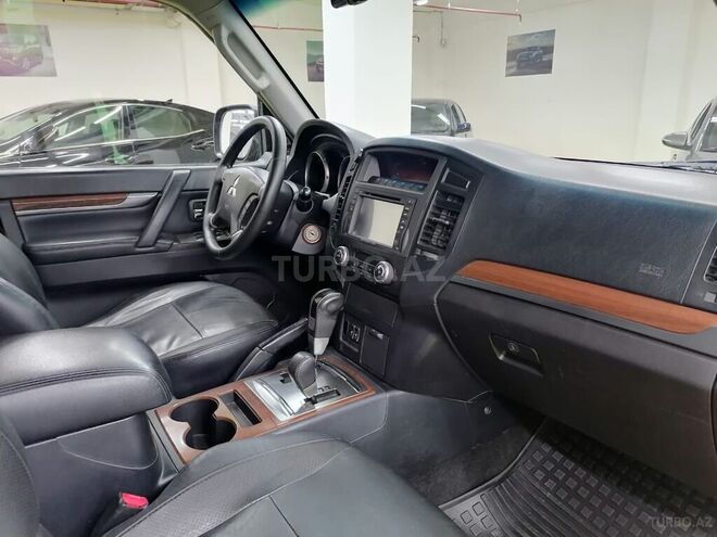 Mitsubishi Pajero 2007, 130,582 km - 3.0 l - Sumqayıt