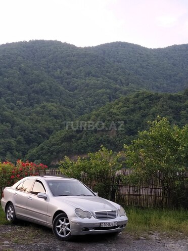Mercedes C 240 2000, 398,000 km - 2.6 l - Zaqatala