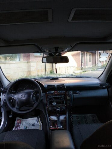 Mercedes C 240 2000, 398,000 km - 2.6 l - Zaqatala