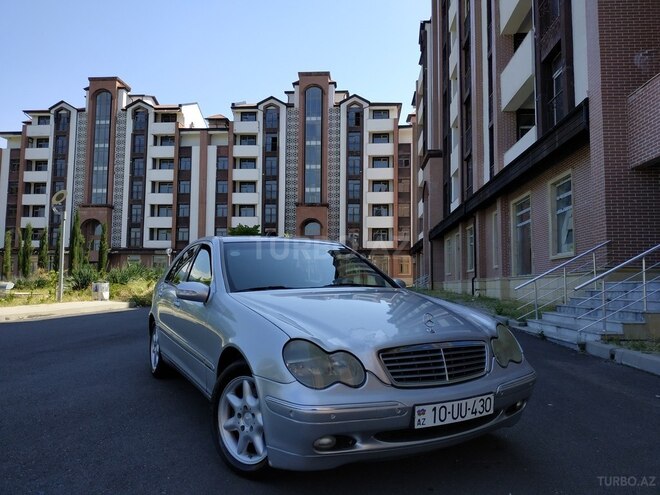 Mercedes C 240 2000, 398,000 km - 2.6 l - Zaqatala