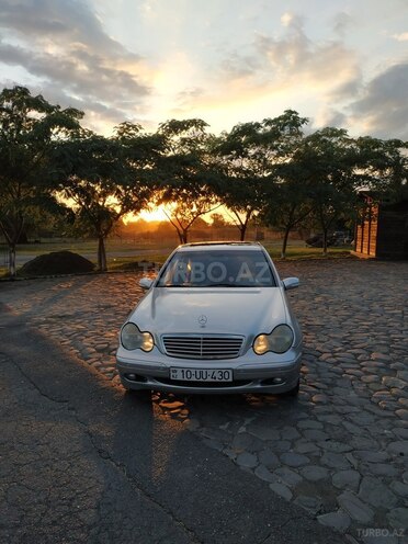 Mercedes C 240 2000, 398,000 km - 2.6 l - Zaqatala