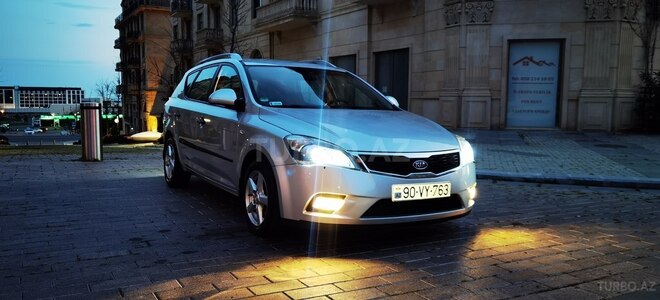 Kia Ceed 2007, 214,000 km - 1.6 л - Bakı