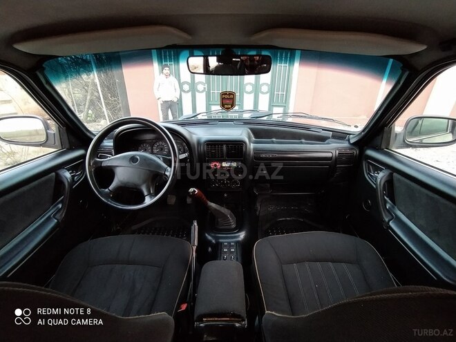 GAZ 31105 2006, 220,000 km - 2.3 l - Quba