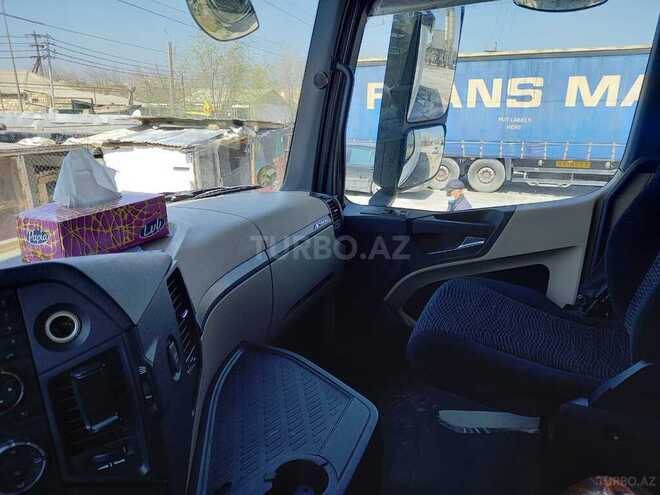 Mercedes Actros 1844 2013, 888,000 km - 13.0 l - Bakı