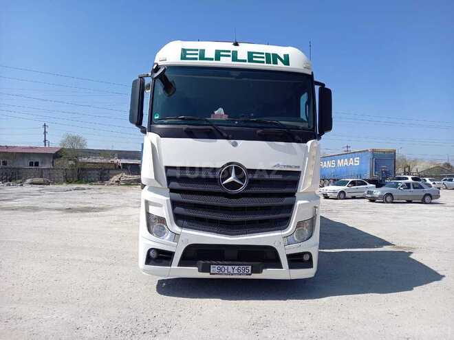 Mercedes Actros 1844 2013, 888,000 km - 13.0 l - Bakı
