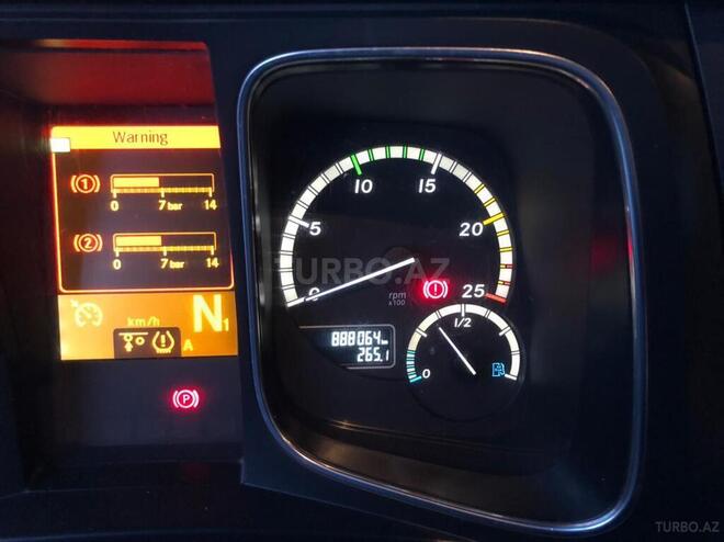 Mercedes Actros 1844 2013, 888,000 km - 13.0 l - Bakı