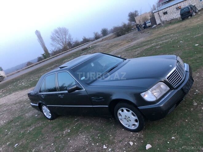 Mercedes S 320 1992, 333,000 km - 3.2 l - Qazax