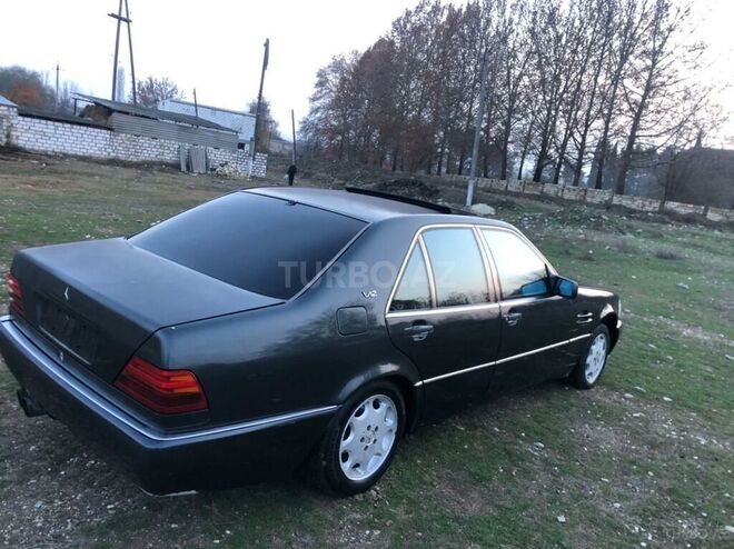 Mercedes S 320 1992, 333,000 km - 3.2 l - Qazax