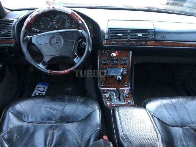 Mercedes S 320 1992, 333,000 km - 3.2 l - Qazax