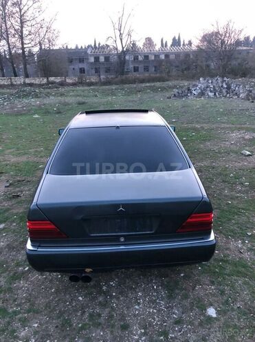 Mercedes S 320 1992, 333,000 km - 3.2 l - Qazax