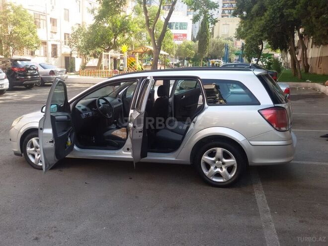 Opel Astra 2006, 286,454 km - 1.9 л - Bakı
