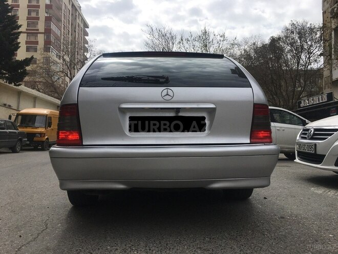Mercedes C 220 1999, 390,000 km - 2.2 л - Bakı