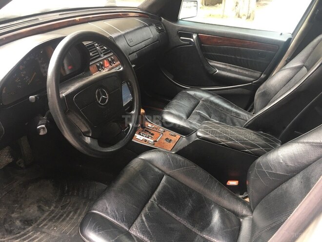 Mercedes C 220 1999, 390,000 km - 2.2 л - Bakı