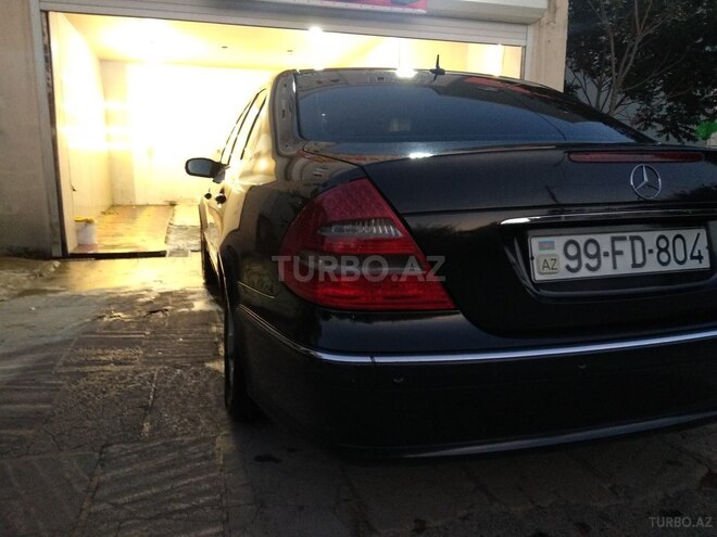 Mercedes E 270 2002, 448,000 km - 2.7 l - Bakı