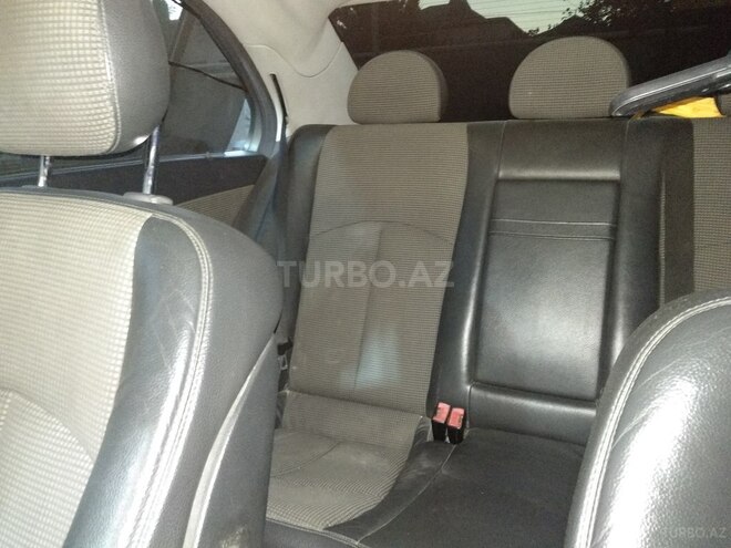 Mercedes E 270 2002, 448,000 km - 2.7 l - Bakı