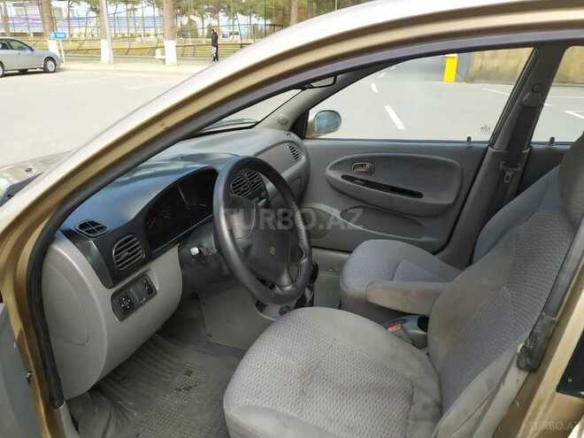 Kia Rio 2004, 245,000 km - 1.6 l - Sumqayıt