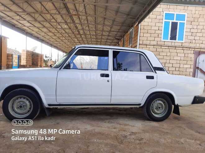 LADA (VAZ) 2107 2010, 93,000 km - 1.6 л - Salyan