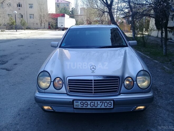 Mercedes E 240 1998, 186,500 km - 2.4 l - Sumqayıt
