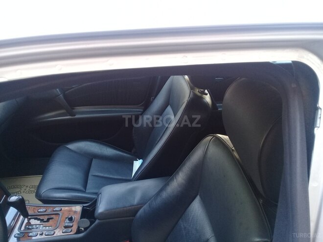 Mercedes E 240 1998, 186,500 km - 2.4 l - Sumqayıt