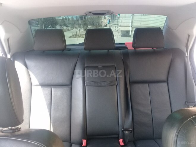 Mercedes E 240 1998, 186,500 km - 2.4 l - Sumqayıt