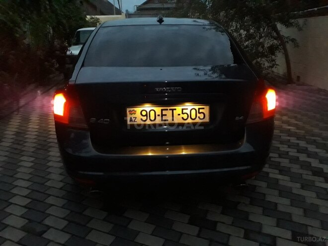 Volvo  2007, 218,000 km - 2.4 l - Bakı