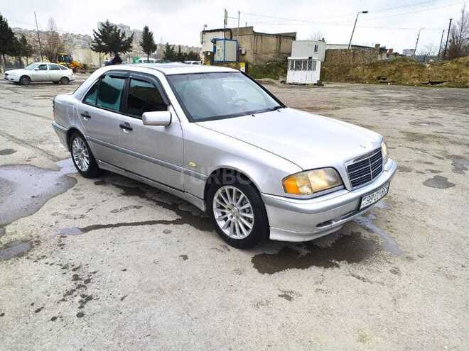 Mercedes C 220 1999, 389,000 km - 2.2 l - Bakı