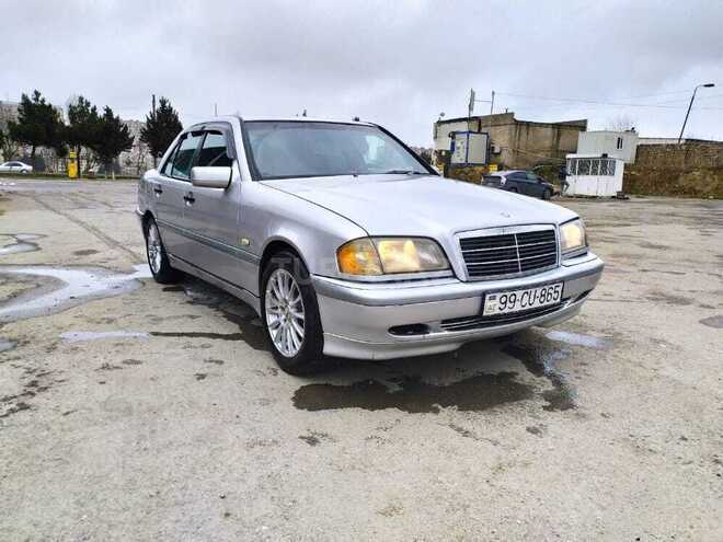 Mercedes C 220 1999, 389,000 km - 2.2 l - Bakı