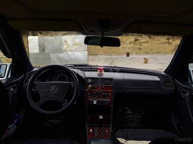 Mercedes C 220 1999, 389,000 km - 2.2 l - Bakı
