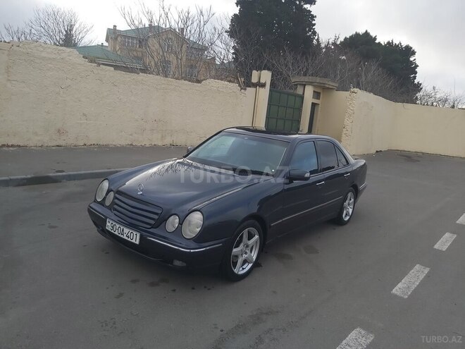 Mercedes E 220 2001, 383,800 km - 2.2 l - Bakı