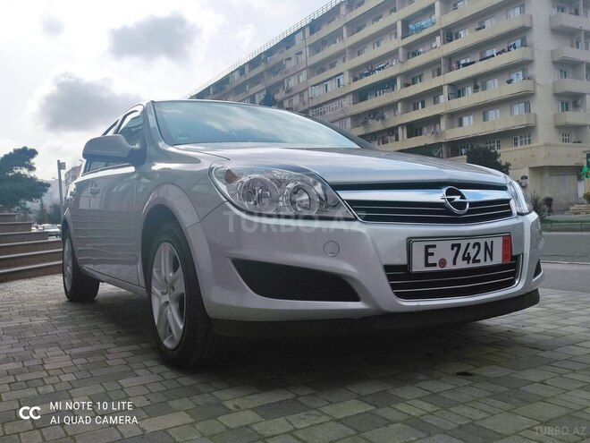 Opel Astra 2009, 148,354 km - 1.3 l - Bakı