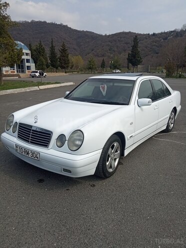 Mercedes E 230 1996, 441,158 km - 2.3 l - Balakən