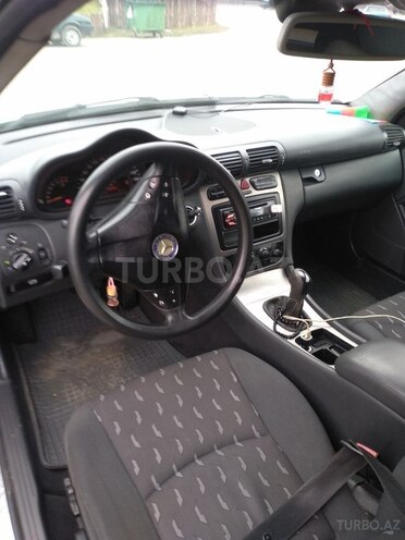 Mercedes C 200 2001, 409,429 km - 2.0 l - Bakı