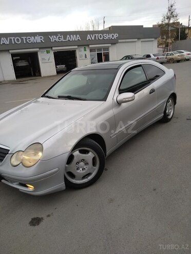 Mercedes C 200 2001, 409,429 km - 2.0 l - Bakı
