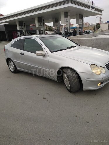 Mercedes C 200 2001, 409,429 km - 2.0 l - Bakı