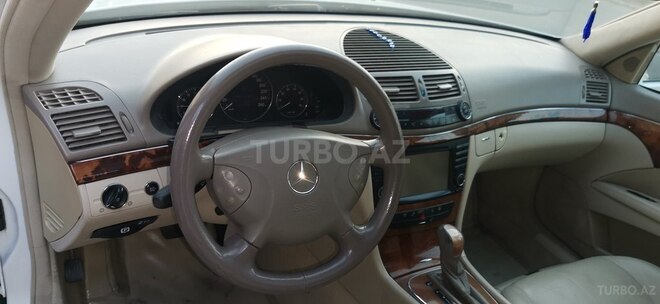 Mercedes E 240 2002, 229,929 km - 2.6 l - Gəncə