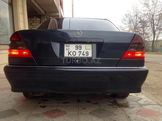 Mercedes C 240 2000, 294,000 km - 2.4 л - Tovuz