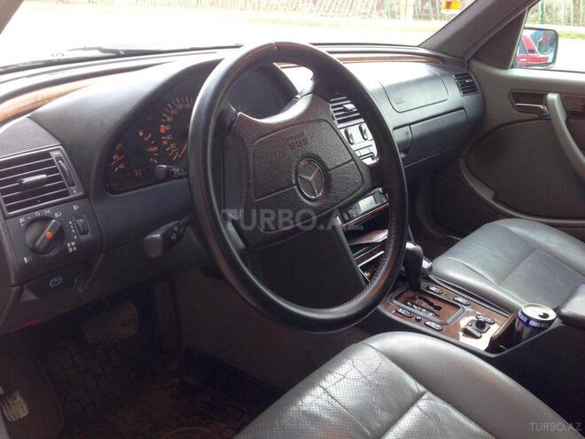 Mercedes C 240 2000, 294,000 km - 2.4 л - Tovuz