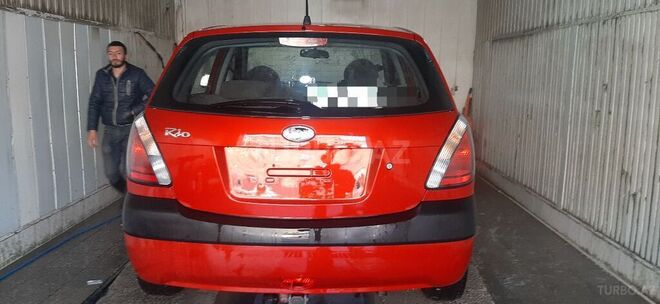 Kia Rio 2006, 182,127 km - 1.4 л - Xırdalan