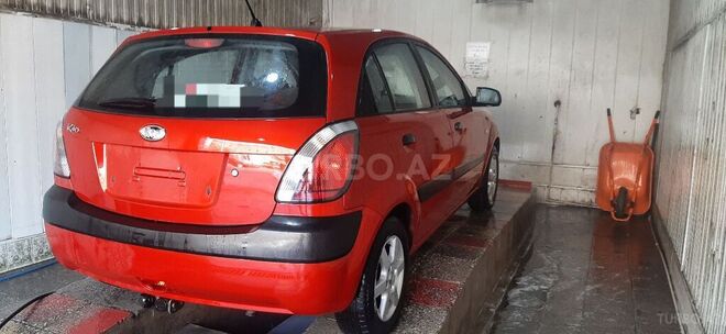 Kia Rio 2006, 182,127 km - 1.4 л - Xırdalan