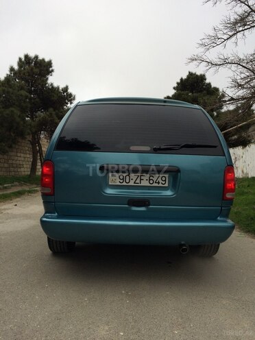 Chrysler Voyager 1999, 209,000 km - 3.3 l - Bakı