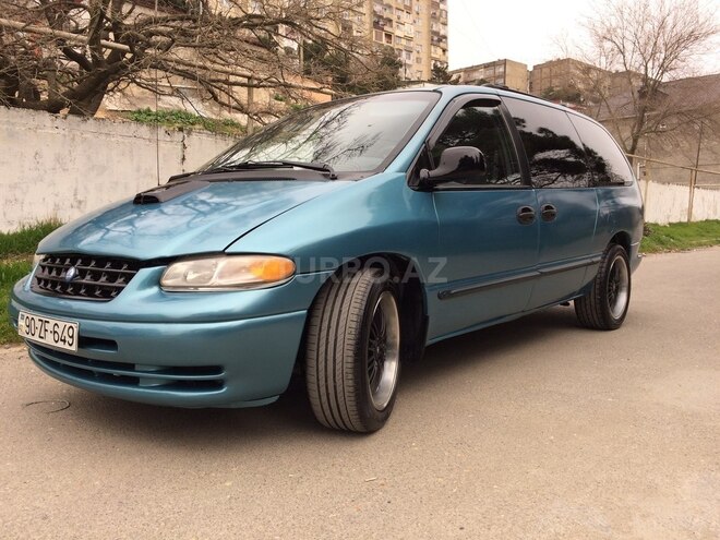 Chrysler Voyager 1999, 209,000 km - 3.3 l - Bakı