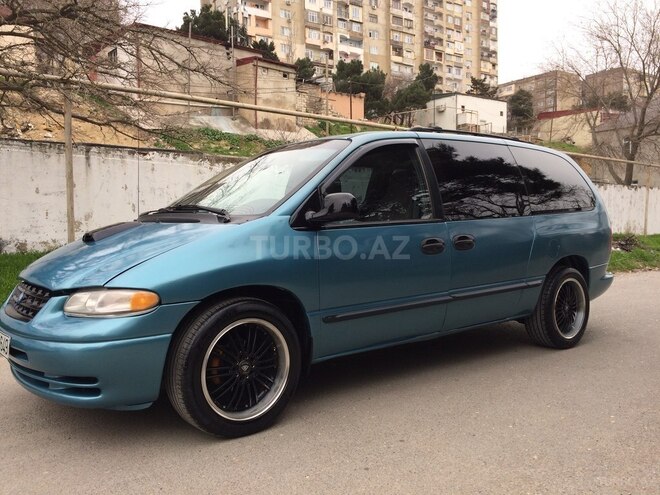 Chrysler Voyager 1999, 209,000 km - 3.3 l - Bakı