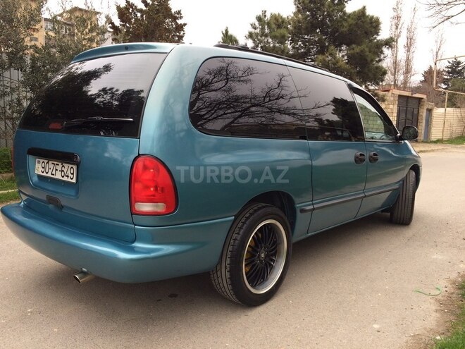 Chrysler Voyager 1999, 209,000 km - 3.3 l - Bakı