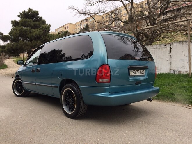 Chrysler Voyager 1999, 209,000 km - 3.3 l - Bakı