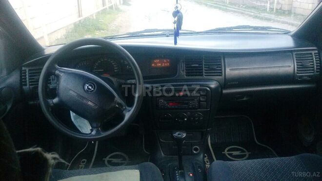 Opel Vectra 1997, 321,656 km - 1.8 l - Bakı