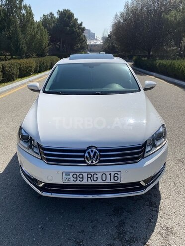 Volkswagen Passat 2011, 110,000 km - 1.8 l - Bakı