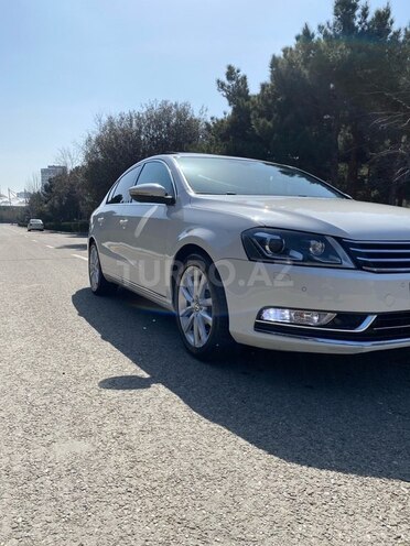 Volkswagen Passat 2011, 110,000 km - 1.8 l - Bakı