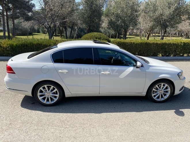 Volkswagen Passat 2011, 110,000 km - 1.8 l - Bakı